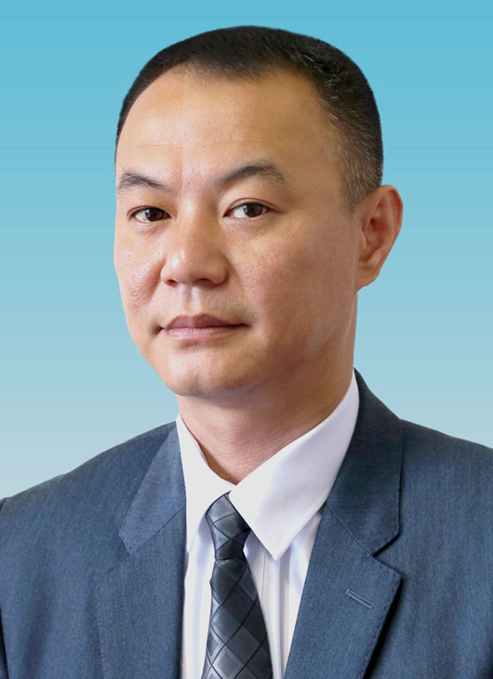 游 彦