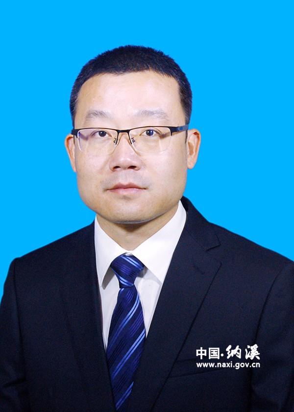 肖 科